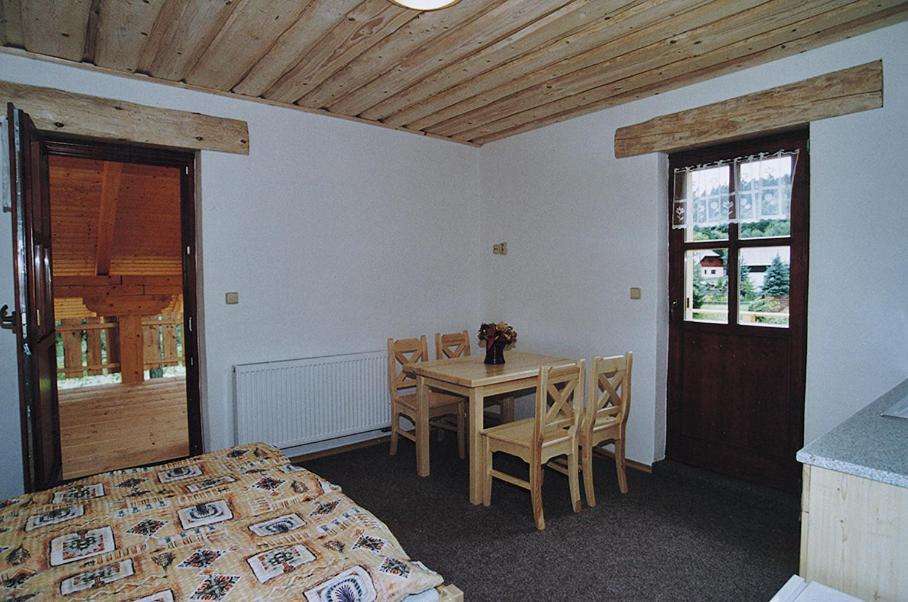 Pension Klose Kubova Huť Habitación foto